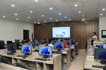 Computer Lab - 4